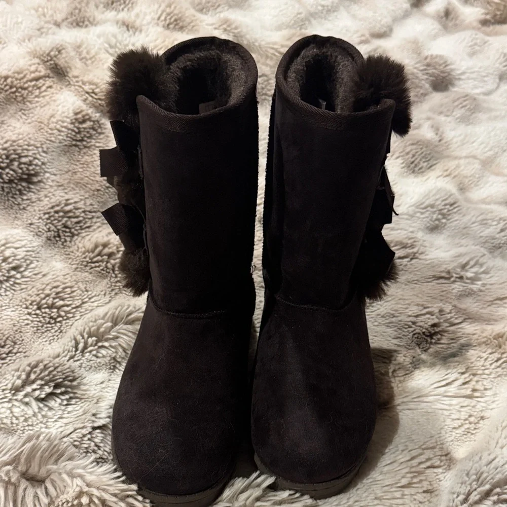 Brown Fuzzy Women's Winter Boots